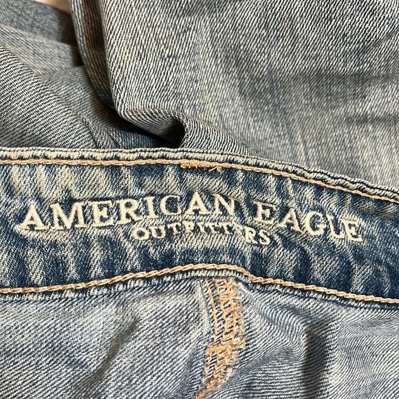 American Eagle Outfitters Tomgirl Button Fly Cotton Distressed Jeans - Picture 9 of 12